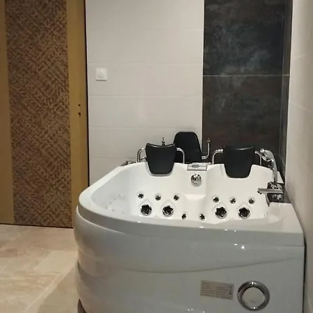 La P'tite Hirondelle Les Magnils-Reigniers