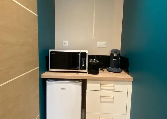 La P'tite Hirondelle 3* Les Magnils-Reigniers