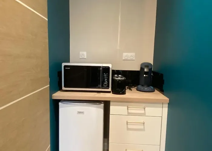 La P'tite Hirondelle 3* Les Magnils-Reigniers